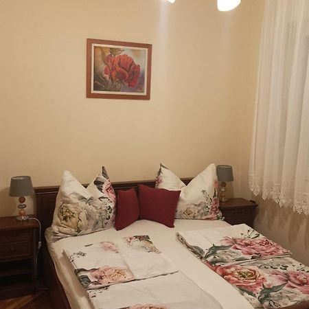 Lazar Apartmanok Hévíz Extérieur photo