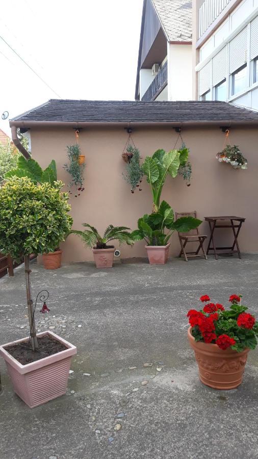 Lazar Apartmanok Hévíz Extérieur photo